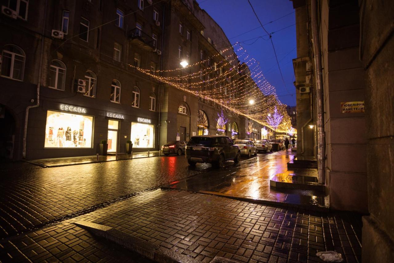 911 Apartments Khreshchatyk Kiev Exterior foto